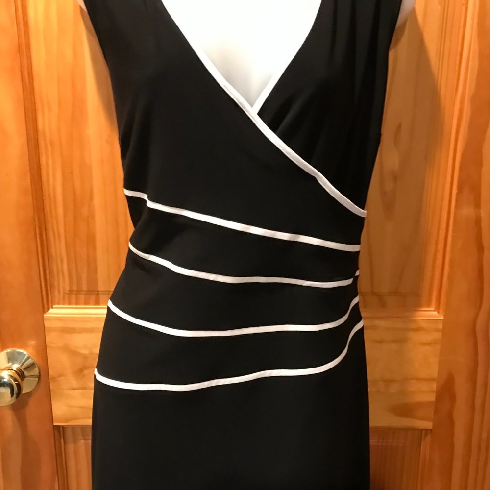 NorthStyle Dress - Picture 4 of 7